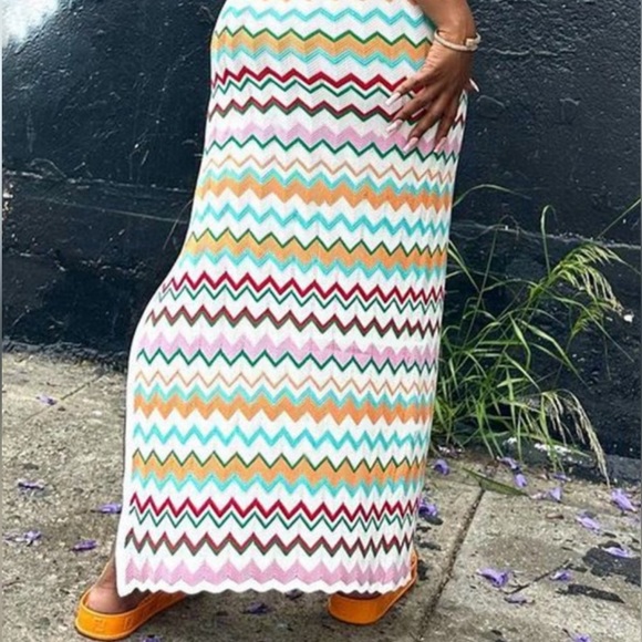 Ripple 2PC Skirt Set - Picture 2 of 2